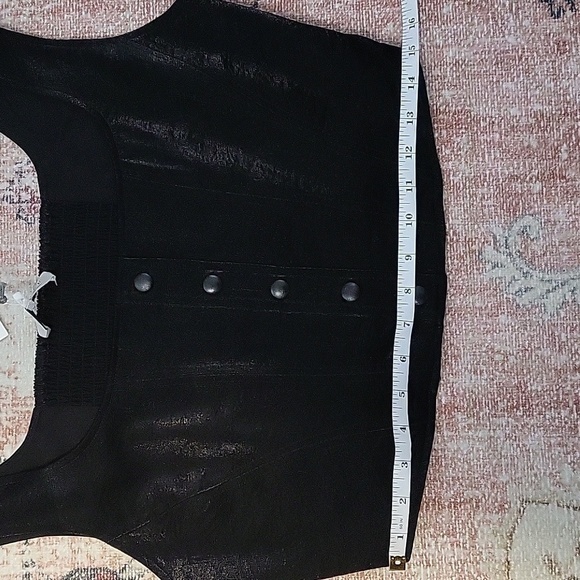 WAYF Where Are You From Black Vegan Front Snap Shimmery Back Smocked Crop - Sz L - Picture 14 of 16